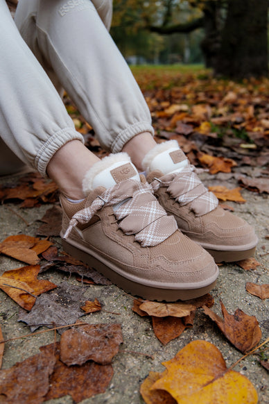 Flaches Design, ideal für lässige Looks und urbanen Stil